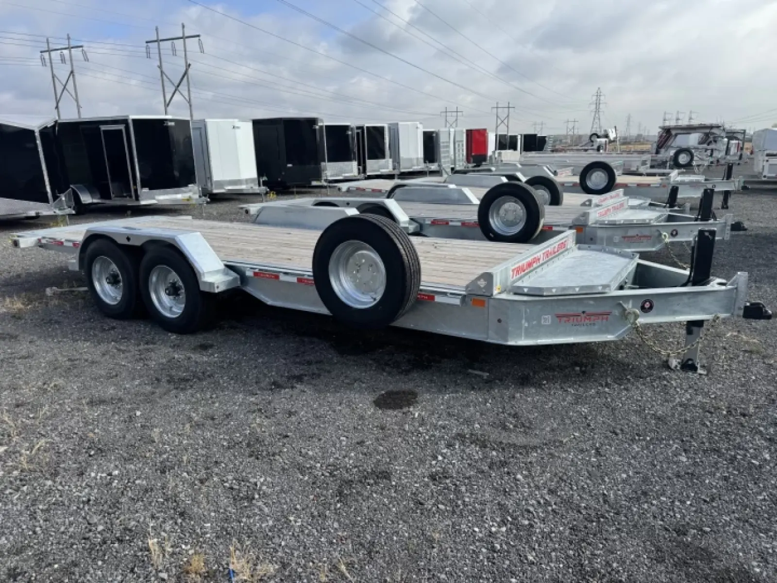 Triumph Tilt 82''X20' 8K Essieux 8000LBS Chaque 2025 — vue 5