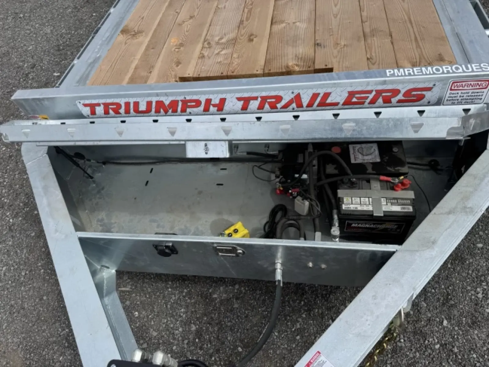 Triumph 82x20 Plate-forme TILT | Double essieux 8 000lb | 2025 — vue 13
