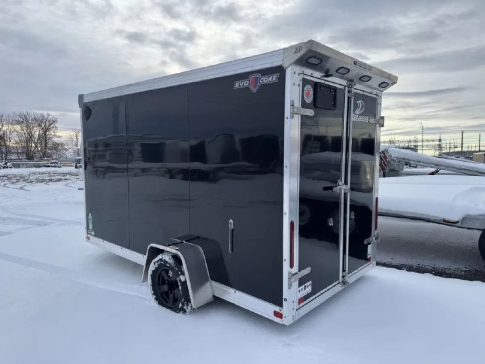 Ideal Cargo 6X12SA 2026 — vue 3