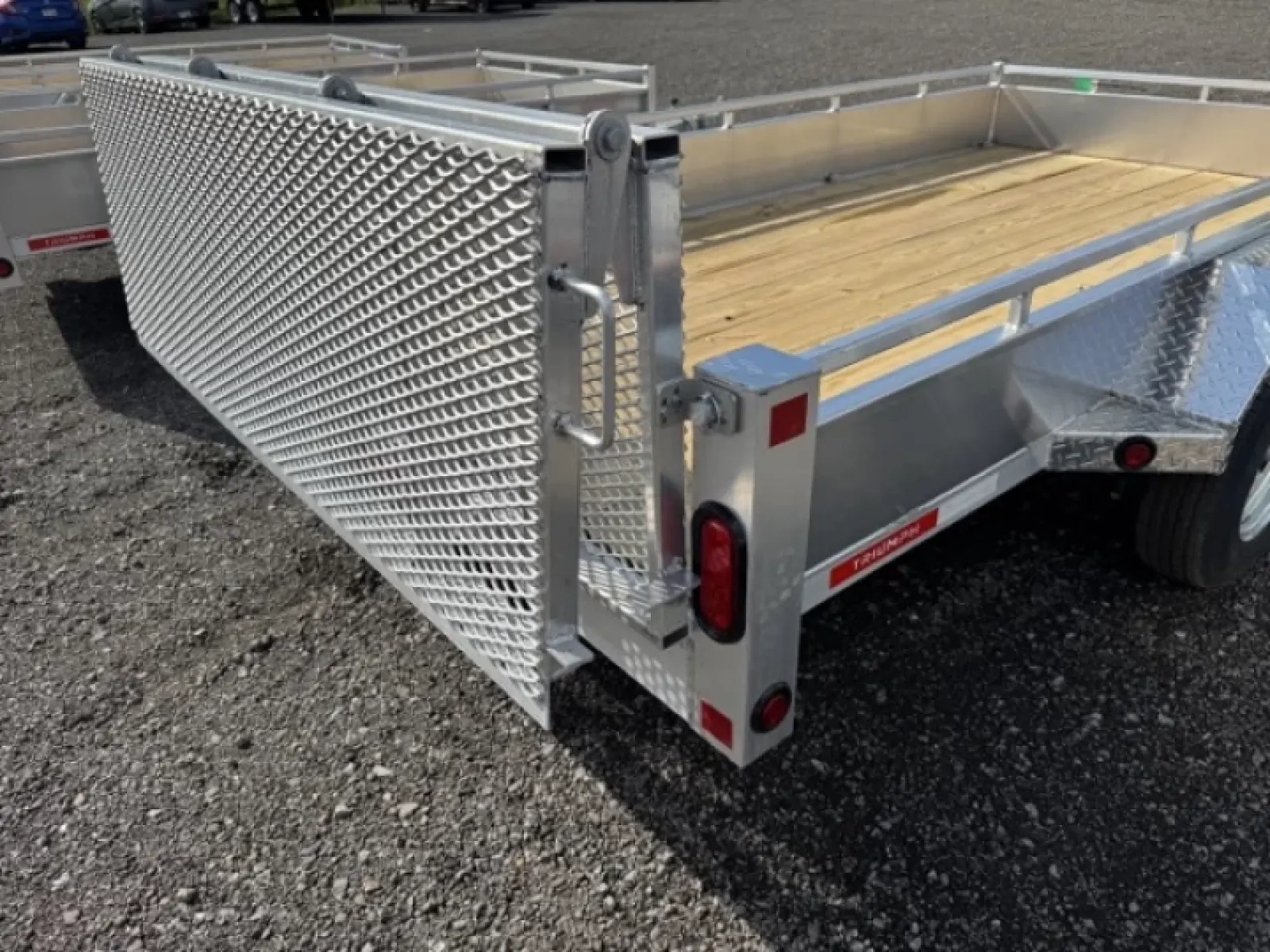Triumph 6X12 SA 2025 — vue 6