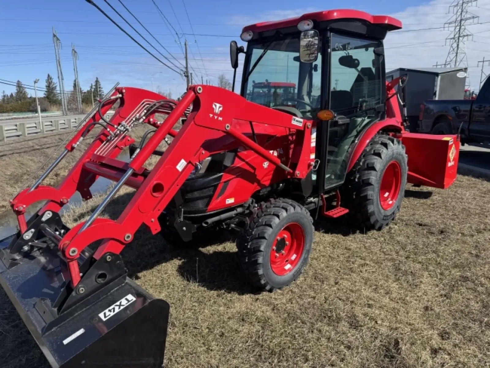 TYM T474HC 2025 — vue 3