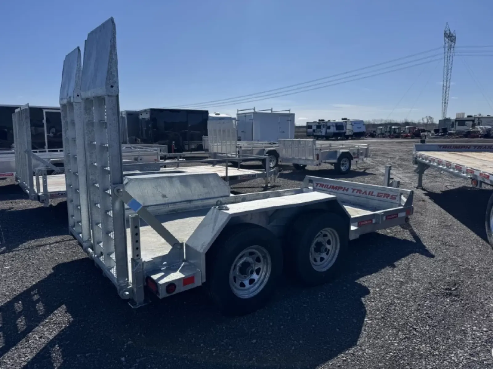 Triumph 6x12 Plate-forme Scissor Lift | Low Profile | Essieu double 5200lb | 2025 — vue 3