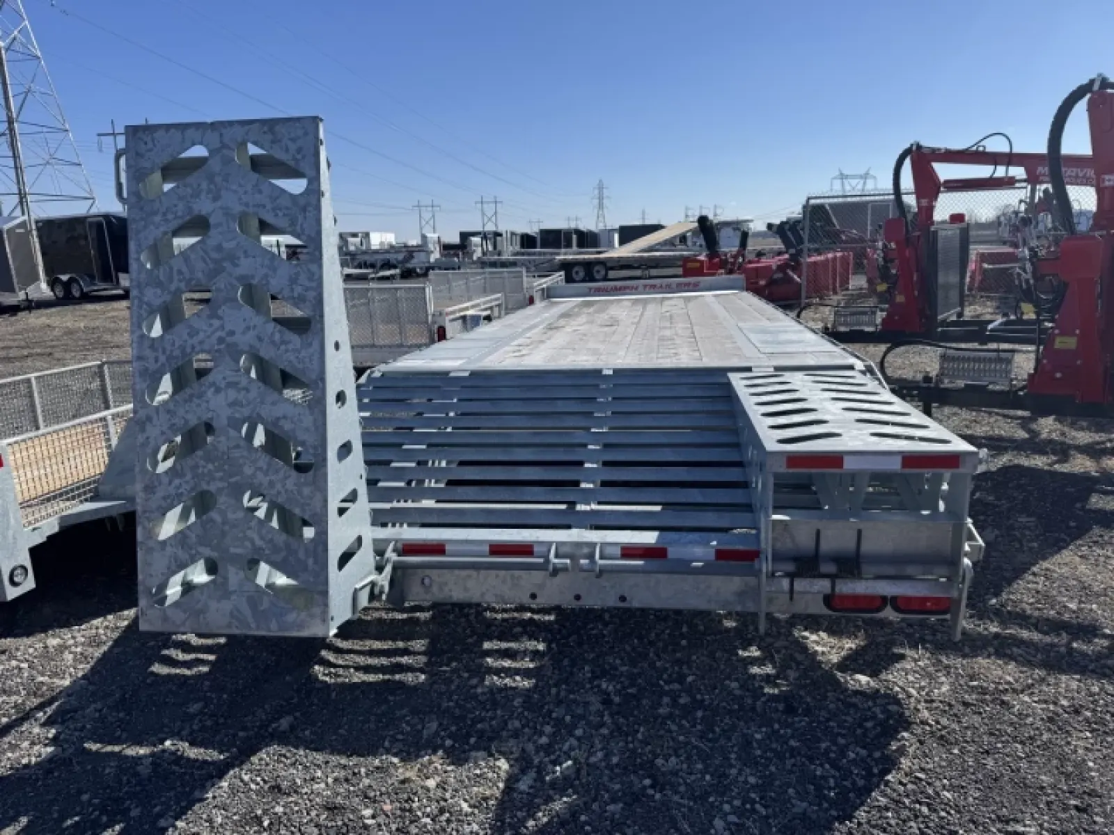 Triumph 102x20+5 Deckover | Essieux double 7000lb | 2025 — vue 5
