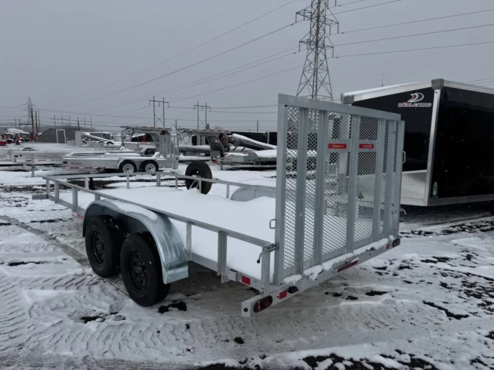 Triumph 80X16' 2026 — vue 4