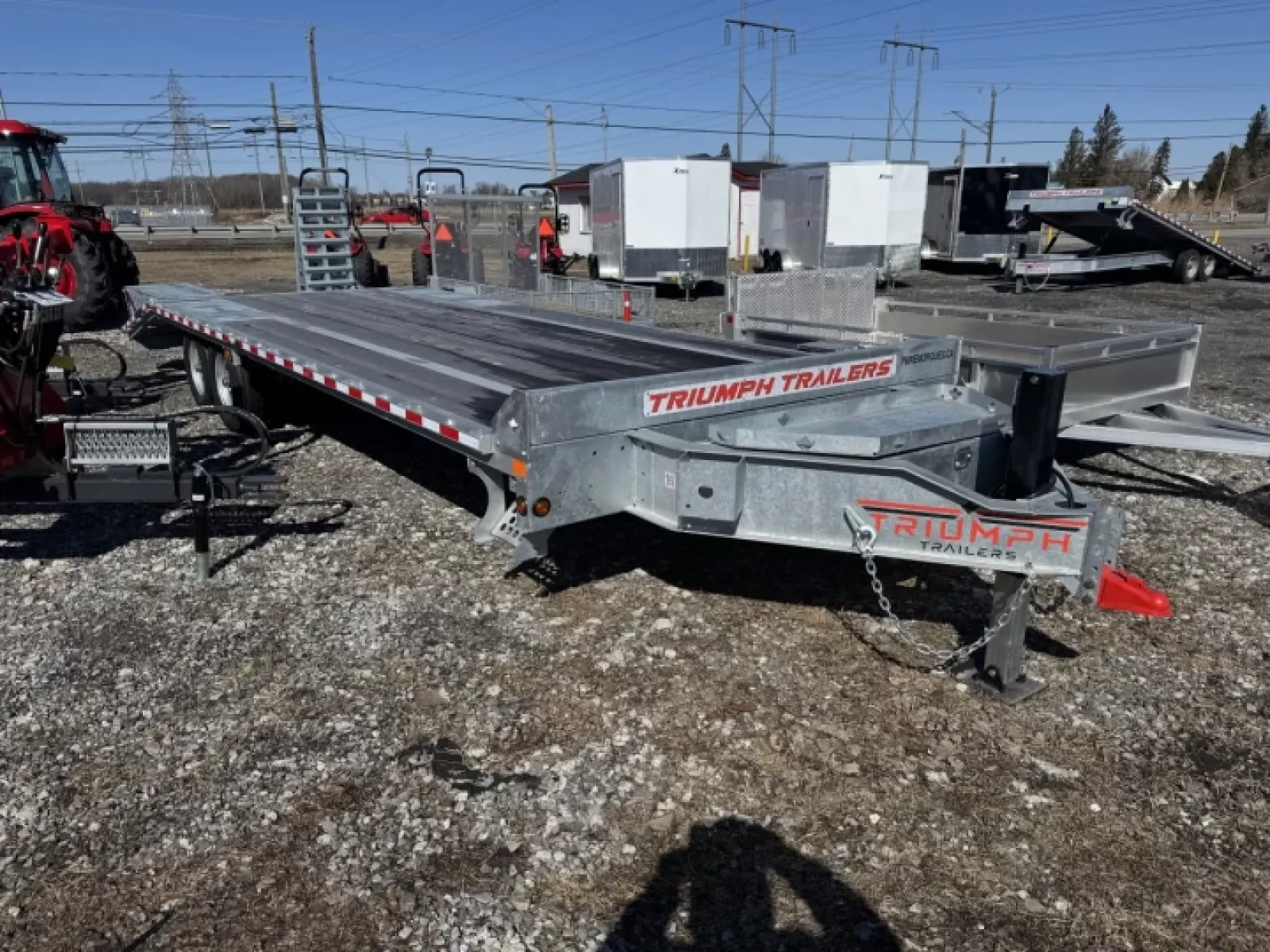 Triumph 102x20+5 Deckover | Essieux double 7000lb | 2025 — vue 1