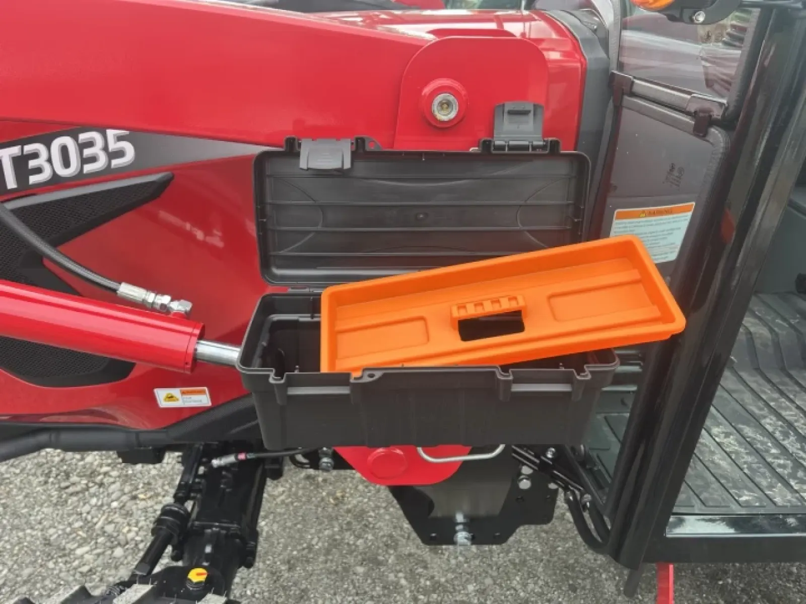 TYM 3035HC Cabine Chargeur 2026 — vue 3
