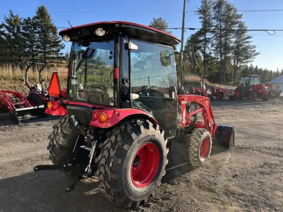 TYM T3035CH Loader Cabine 2026 — vue 2