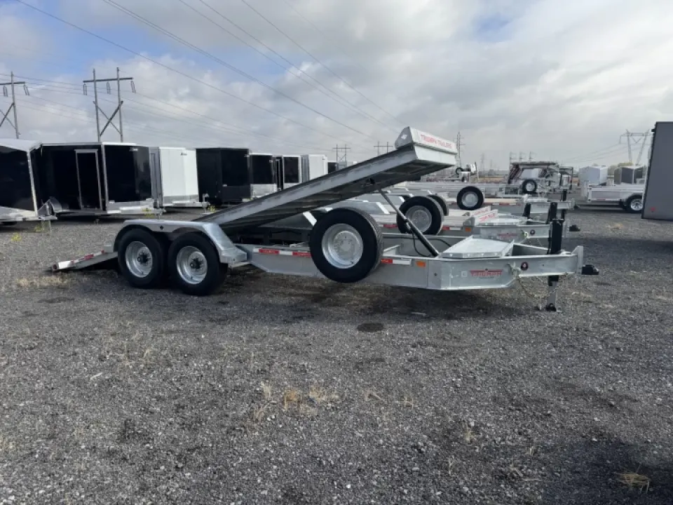 Triumph Tilt 82''X20' 8K Essieux 8000LBS Chaque 2025 — vue 1