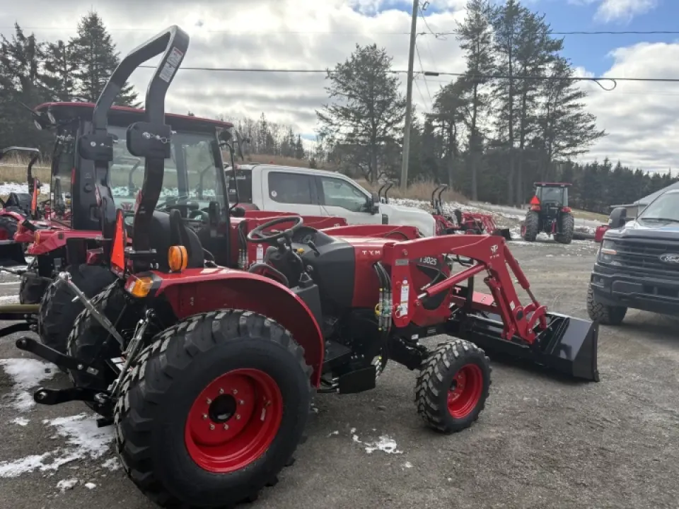 TYM 3025 Chargeur Frontal 3500LBS de Capacite 2026 — vue 4