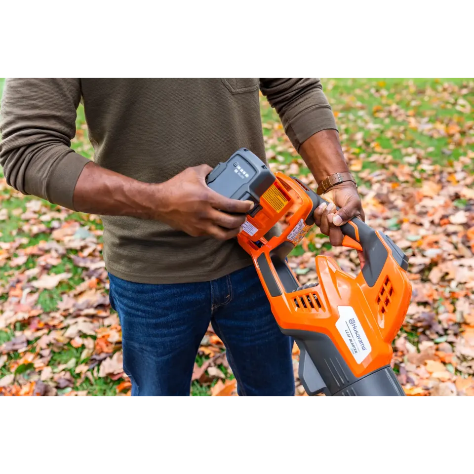 Husqvarna Leaf Blaster™ 350iB sans batterie et chargeur — vue 6