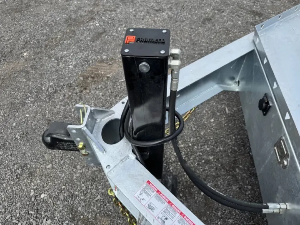 Triumph 82x20 Plate-forme TILT | Double essieux 8 000lb | 2025 — vue 11