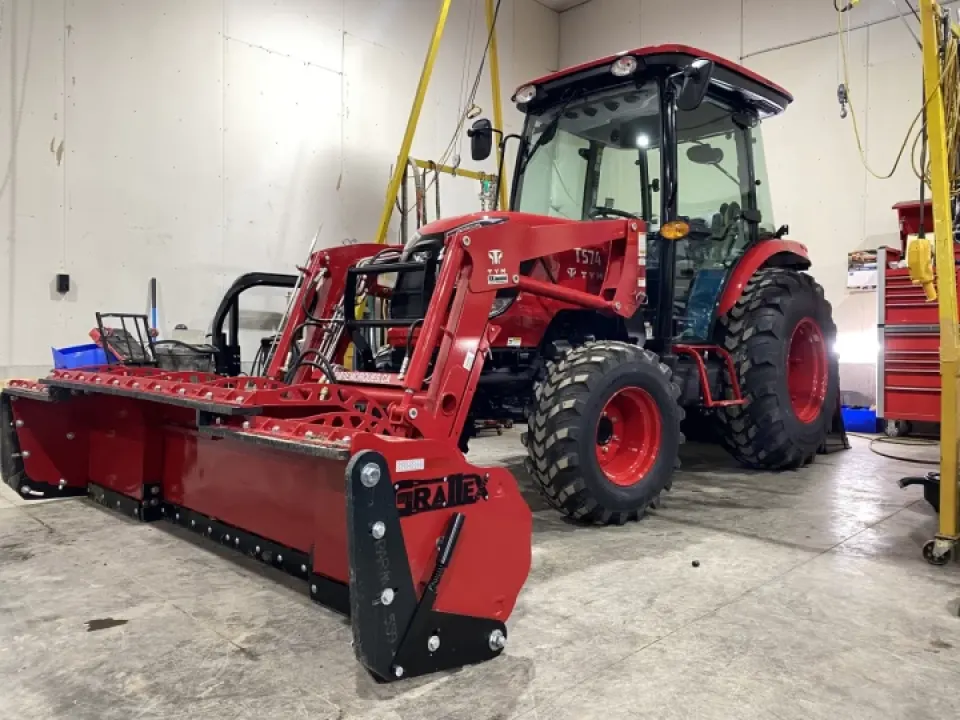 TYM T574HC 2025 — vue 3