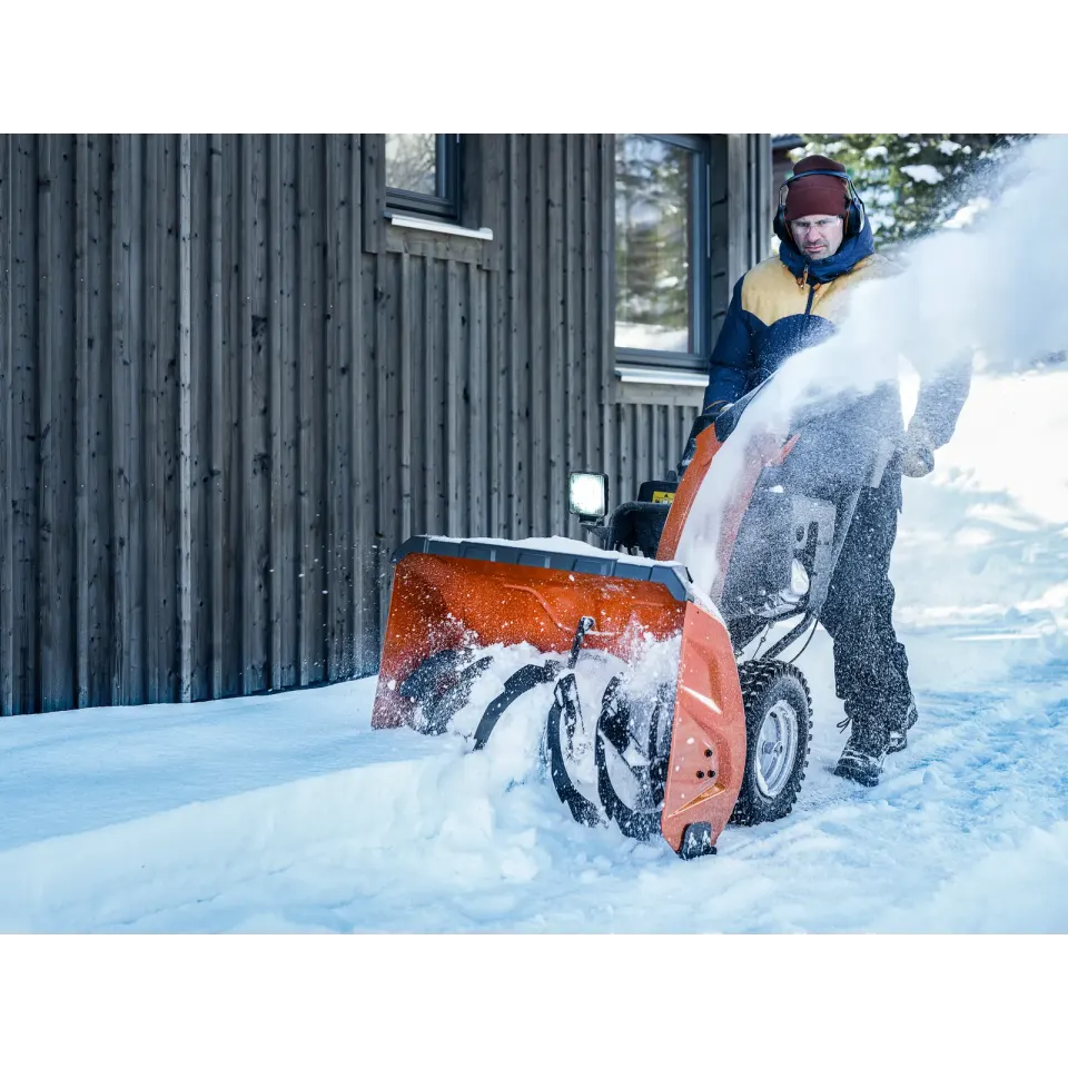 Fraise à neige Husqvarna ST 376 — vue 2