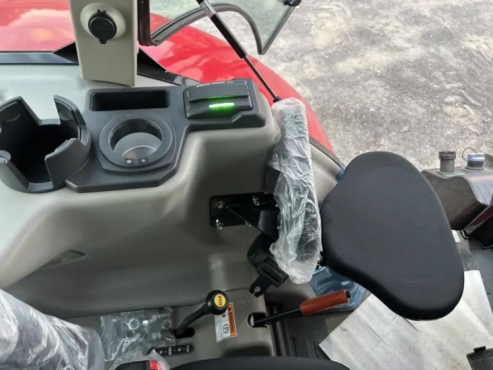TYM T130 Chargeur Frontal 2025 — vue 12