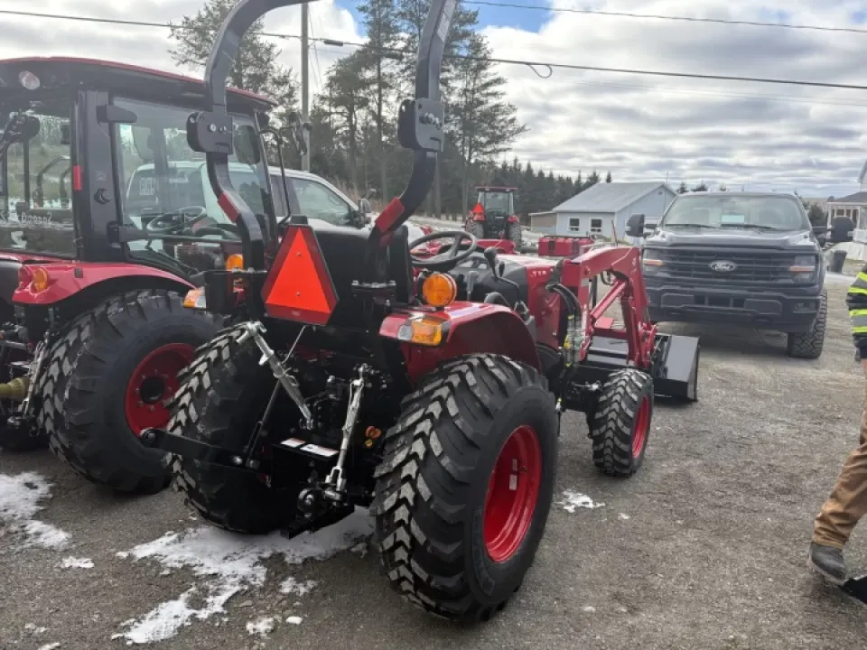 TYM 3025 Chargeur Frontal 3500LBS de Capacite 2026 — vue 5