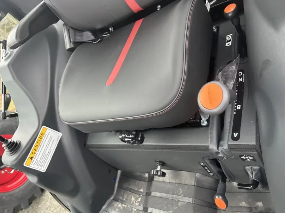 TYM 3035HC Cabine Chargeur 2026 — vue 6