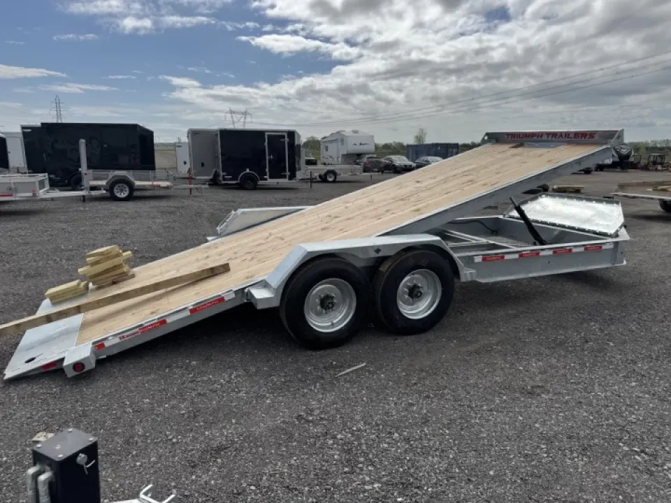 Triumph 82x20 Plate-forme TILT | Double essieux 8 000lb | 2025 — vue 1