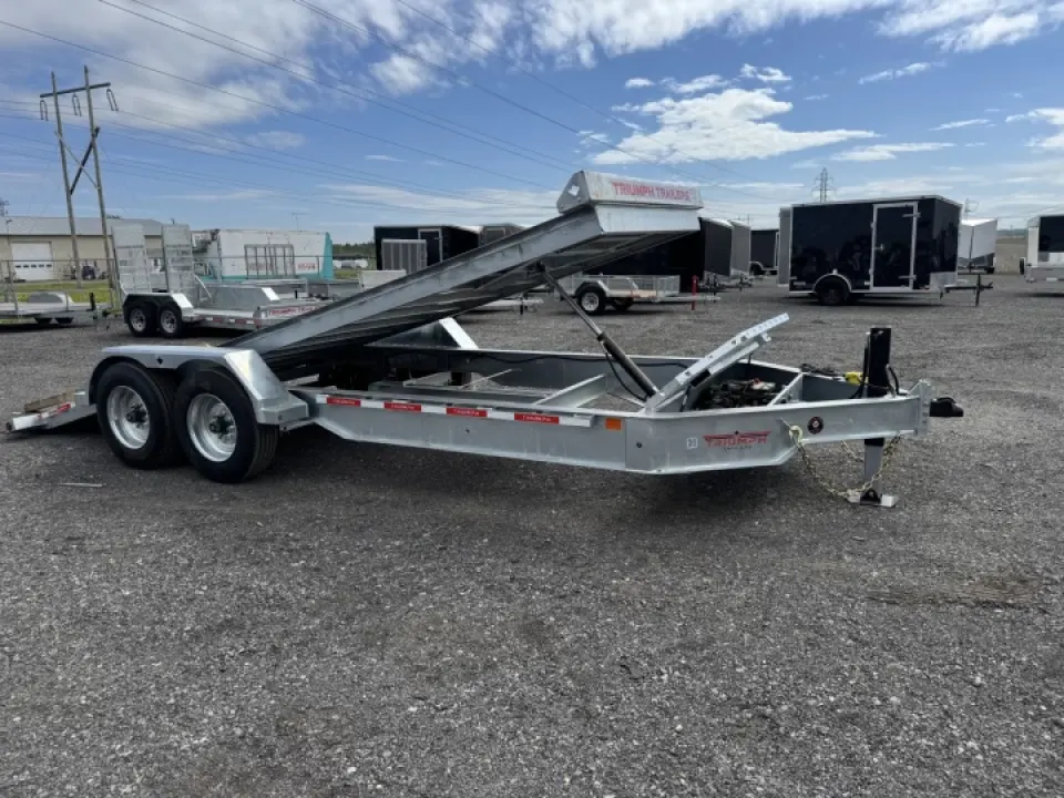 Triumph 82x20 Plate-forme TILT | Double essieux 8 000lb | 2025 — vue 10